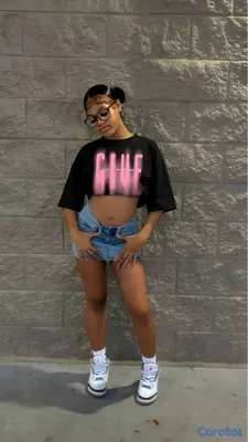 ropa para mujer - Camiseta Oversize Negra Estilo Streetwear / Y2K (Estampado Rosa) 6