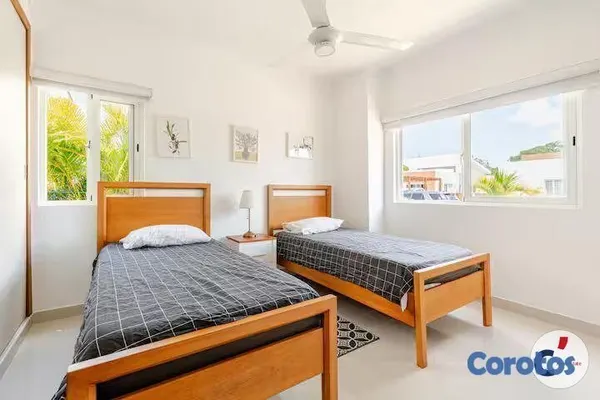 casas - Casa amueblada de tres dormitorios y con paneles s 20