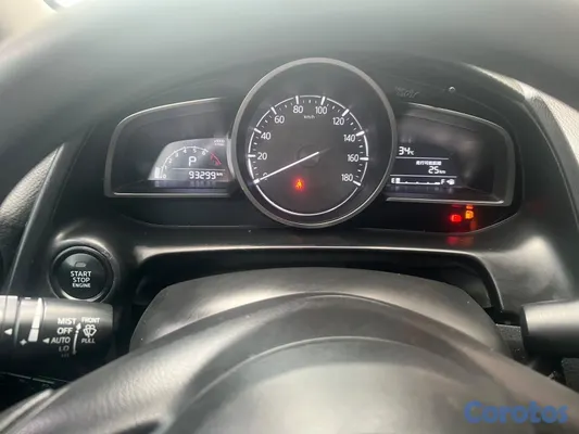 carros - Mazda demio 2018 semi full gasolina  5