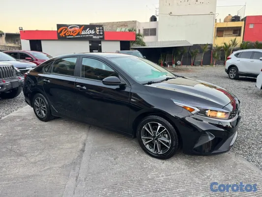 carros - Kia Forte LXS 2023 3