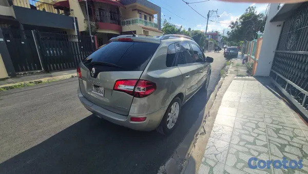 jeepetas y camionetas - Renault koleos 2010 4