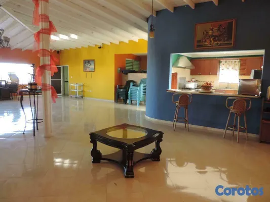 oficinas y locales comerciales - Edificio en venta.  8