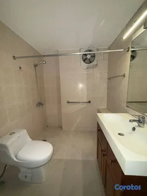 casas - Casa de 5 habitaciones en alquiler en Julieta Mora 9