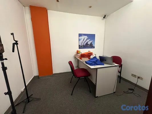 oficinas y locales comerciales - 🏢 OFICINAS EN ALQUILER EN LA JULIA 5