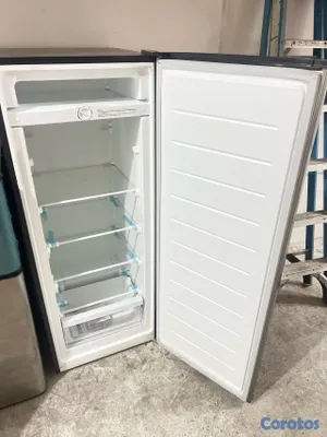 electrodomesticos - freezer vertical Vissani 6.9 cuft 115v 3