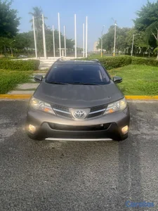 TOYOTA RAV4 2013 UN SOLO DUEÑO EN RD. 