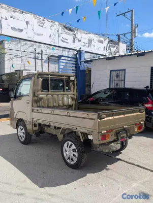 jeepetas y camionetas - DAIHATSU HIJET 2020 5