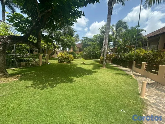 casas vacacionales y villas - vendo Villa las terrenas 4 habitaciones tres baños parqueos a solo pasos de la p 5