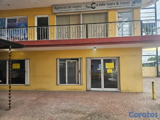 oficinas y locales comerciales - Se rentan dos locales comerciales en la Ave. Jacob 4