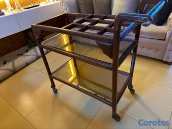 muebles y colchones - minibar de caoba completo con cristal