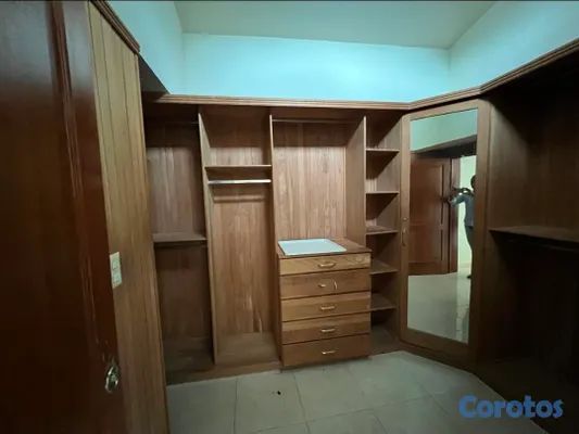 oficinas y locales comerciales - Alquiler de Casa local en Los Prados  4