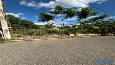 480 metros cuadrados, 3 mint del centro de Jarabacoa.