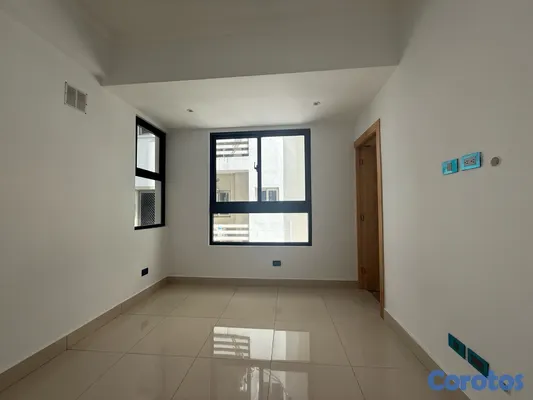 apartamentos - Alquiler de apto piso alto de 3 hab con baños piso alto y ascensor  12