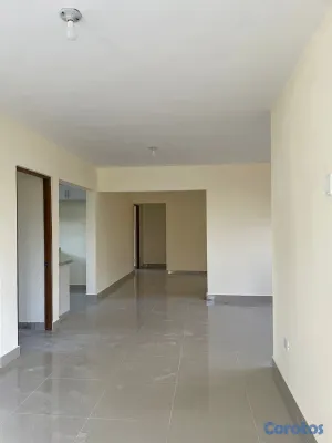 casas - Alquilo 2do en Los Restauradores, D.N. 8
