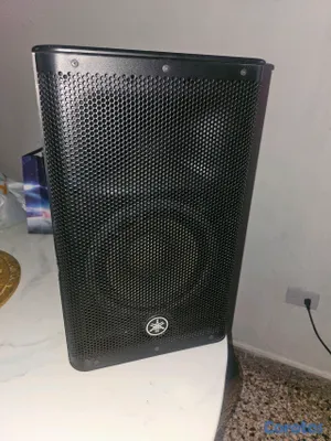 otros electronicos - bocina yamaha modelo DXR8MKII  6