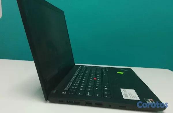 computadoras y laptops - 2 lenovos T14s negras como nuevas  3