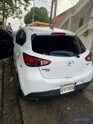carros - Mazda demio 2016 diésel  2