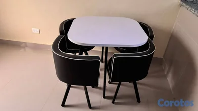 Juego de comedor moderno – 4 sillas