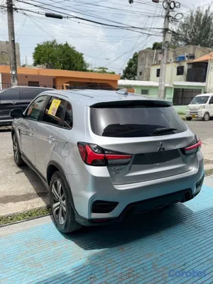 jeepetas y camionetas - Mitsubishi Outlander SE 2021 4