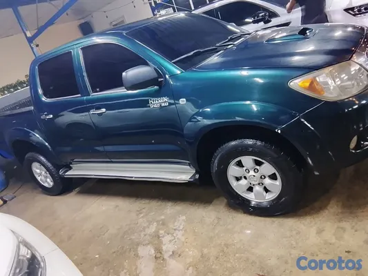 jeepetas y camionetas - Toyota Hilux 2009 13
