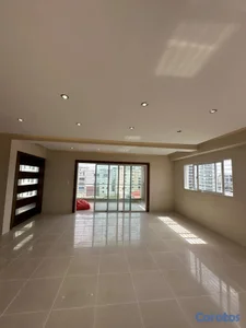 Alquilo apartamento en evaristo morales 