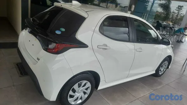 carros - TOYOTA YARIS 2021 CLEAN CARFAX 2