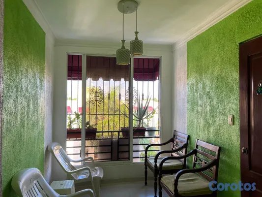 apartamentos - APARTAMETO DE OPORTUNIDAD  EN LA JACOBO MAJLUTA, SE ENCUENTRA EN UN 4t0 NIVEL 4