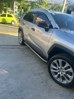 jeepetas y camionetas - TOYOTA RAV4 XLE 2021 4x2 AMERICANA🇺🇸RD$1,600,000 NEGOCIABLE . DE USO PERSONAL 4