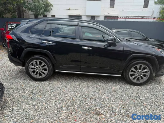 jeepetas y camionetas - toyota rav4 2020 9
