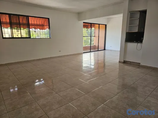 apartamentos - vendo altos De Arroyo hondo tres habitaciones dos baños dos parqueos balcón serv 11
