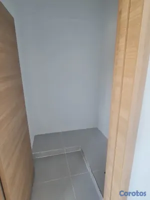 apartamentos - alquiló nuevo a estrenar zona universitaria dos habitaciones dos parqueos balcón 15