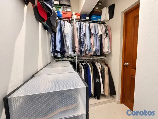 apartamentos - 🏡 ¡Apartamento en venta en Evaristo Morales por US 12