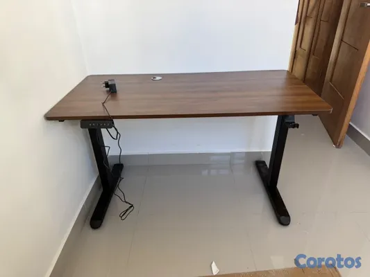 articulos de oficina - Escritorio Eléctrico ajustable 140x 60 en centimetro nuevo sellado en caja 3