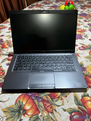 computadoras y laptops - Vendo laptop(Precio Negociable) 2