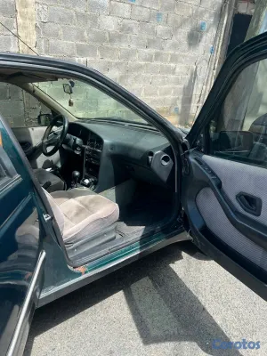 carros - Se vende carro peugeot 405 año1995 negociable 100 ml negociable con motor  11