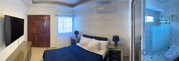 casas - Ven y disfruta el lujo de esta exquisita casa,  próximo a Av.España  4