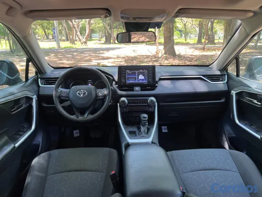jeepetas y camionetas - TOYOTA RAV4 XLE 2022 5