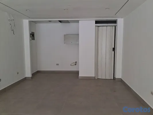 oficinas y locales comerciales - 🔵Alquilo local 1er  piso 55 mts en Julieta  3
