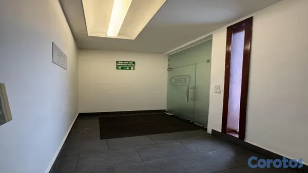 oficinas y locales comerciales - OFICINA INDEPENDIENTE DE 800 M² EN ALQUILER EN NACO | AV. TIRADENTES 3
