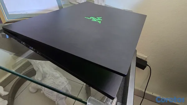 computadoras y laptops - Razer blade Gamer Core i7 13th Gen Ram 32gb ddr5 Disco 1TB ssd Nvidea Rtx 4070 8 3
