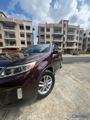 jeepetas y camionetas - Kia sorento sin detalles, en perfecta condiciones.  2