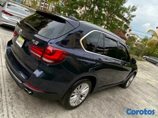 jeepetas y camionetas - 2017 bmw x5 xDrive35i  $22,000 como nueva 5