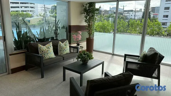 apartamentos - Apartamentos  en venta en piso alto en Piantini 5