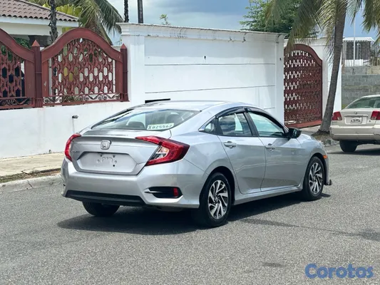 carros - HONDA CIVIC 2018 LX CLEAN CARFAX FINANCIAMIENTO DISPONIBLES  4