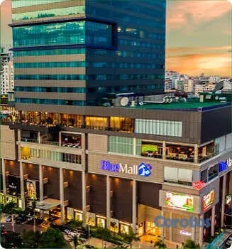 oficinas y locales comerciales - IMPONENTE LOCAL CORPORATIVO EN ALQUILER📍WORLD TRAD 10
