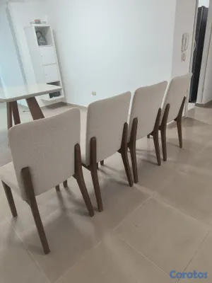 muebles y colchones - Mesa de comedor de 4 sillas con tope de cristal 6