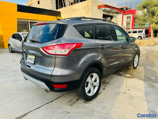 jeepetas y camionetas - Ford Escape Se 2014- 9