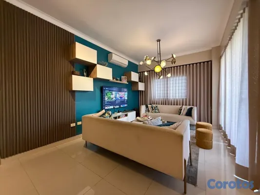apartamentos - vendo renacimiento segundo nivel balcón tres habitaciones con su baño dos parque 4