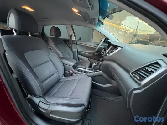 jeepetas y camionetas - Hyundai Tucson 2017 motor doch  11