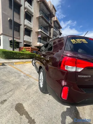 jeepetas y camionetas - Kia sorento sin detalles, en perfecta condiciones.  11
